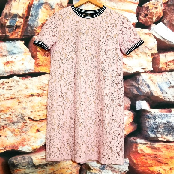Kamiseta Pink Lace Dress Size Medium - Picture 4 of 6